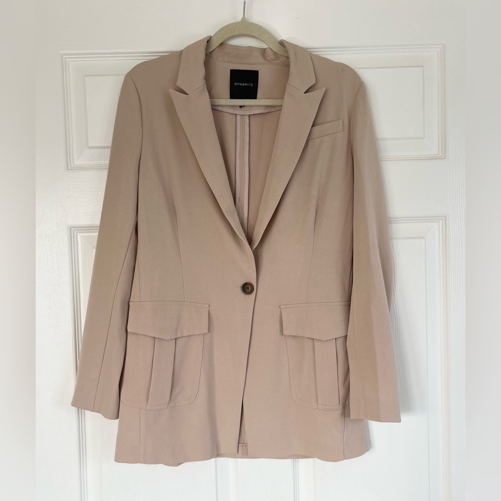 Dynamite Women's Beige Blazer